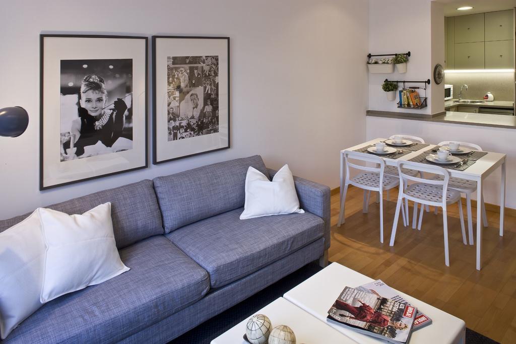 Flateli Urquinaona Apartment Barcelona Room photo